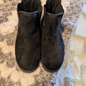 Black Suede High Platform Ankle Boots Size 8.5 run a little big.